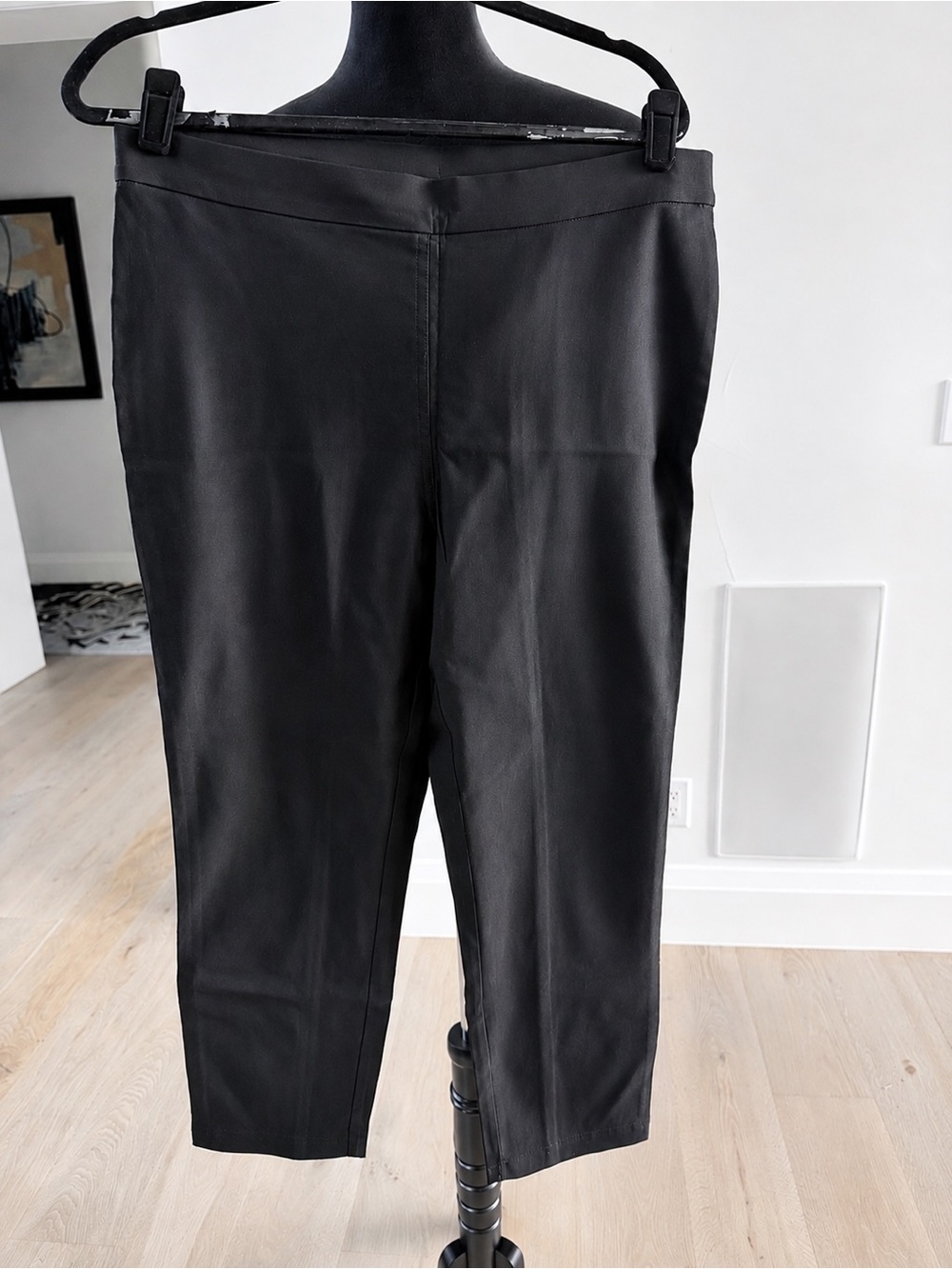 Tribal Black Women's Pull-On Cropped Pants size 12